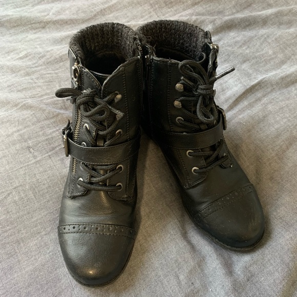 Black leather women’s combat boots - size 7 - Picture 5 of 5